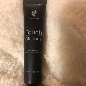 New Younique Face Primer